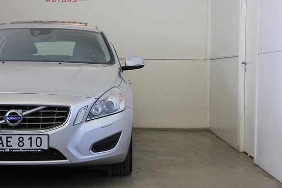 Volvo V60 4 of 23