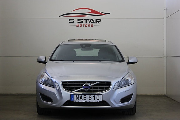 Volvo V60 3 of 23