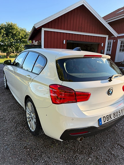 BMW 118d 6 of 11