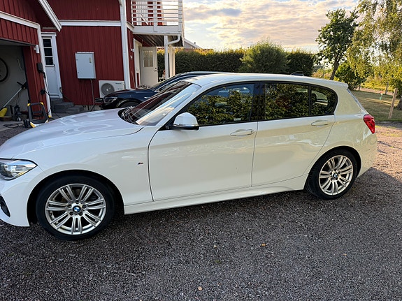 BMW 118d 4 of 11