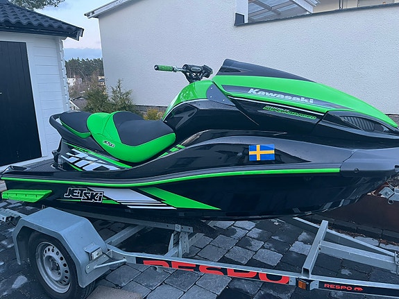 Kawasaki Ultra 310r 4 of 4
