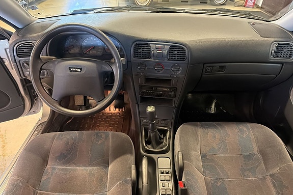 Volvo S40 10 of 11