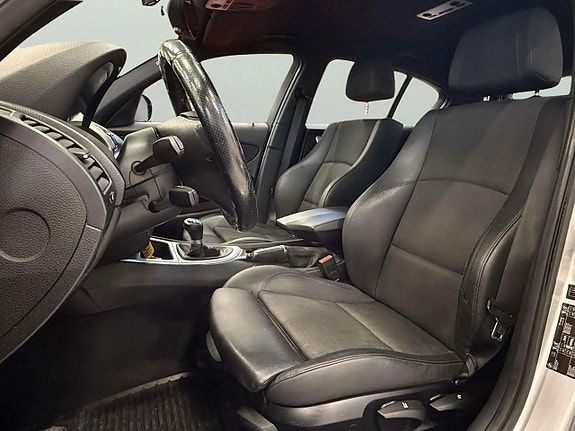 BMW 118d 11 of 20
