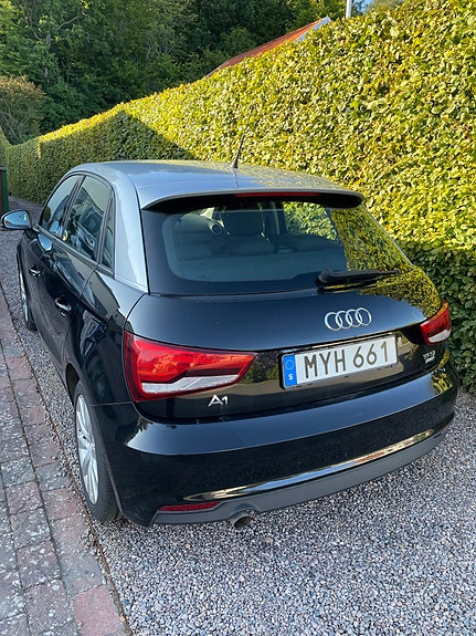 Audi A1 3 of 6