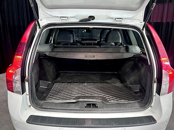 Volvo V50 20 of 20