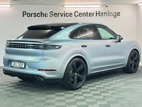 Porsche Cayenne Coupe 4 of 13