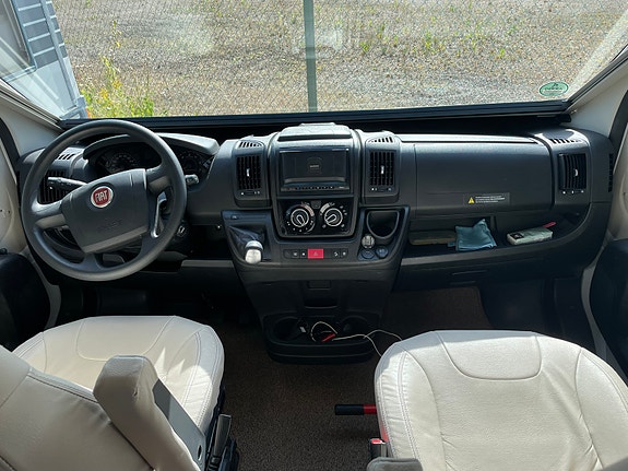 Pilote P746GJ 10 of 11