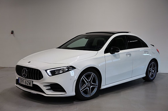 Mercedes-Benz A180 d 2 of 24