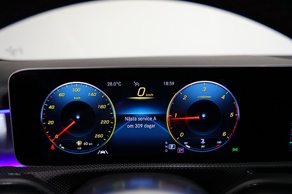 Mercedes-Benz A180 d 24 of 24
