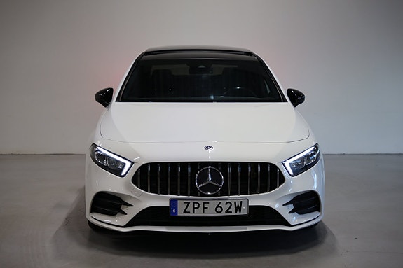 Mercedes-Benz A180 d 3 of 24