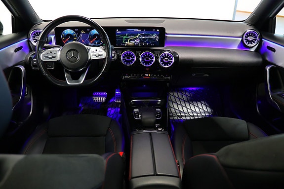 Mercedes-Benz A180 d 12 of 24