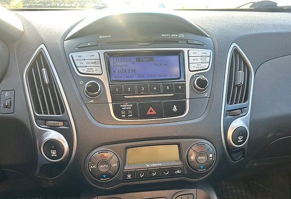 Hyundai ix35 6 of 8