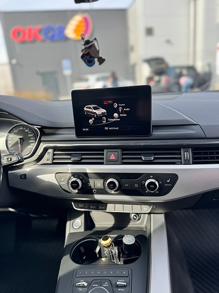 Audi A4 4 of 14