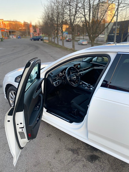 Audi A4 8 of 14