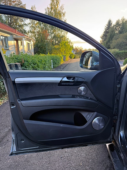 Audi Q7 11 of 30