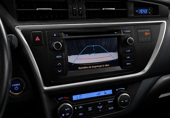 Toyota Auris 14 of 23