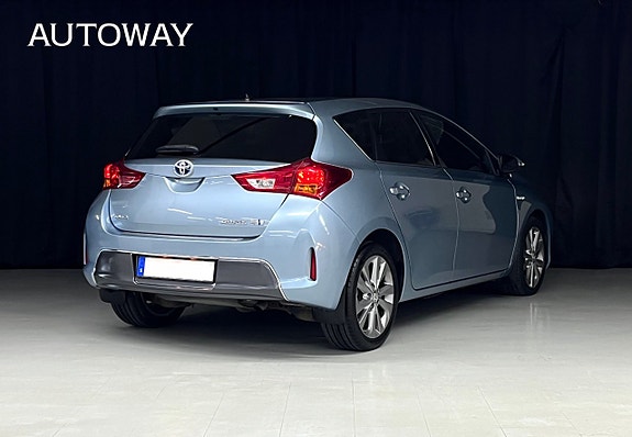 Toyota Auris 4 of 23