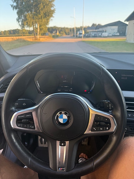 BMW 118i 5 of 8
