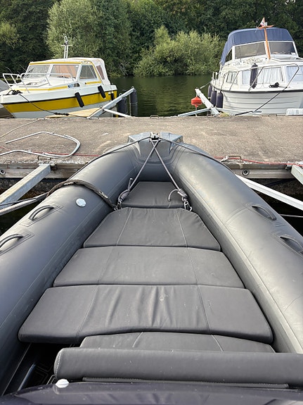 Höstpris!! BRIG Eagle 650 (2016) – Svart/Svart, 220h (80 km/h-trailer ingår) 3 of 8