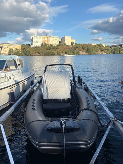 Höstpris!! BRIG Eagle 650 (2016) – Svart/Svart, 220h (80 km/h-trailer ingår) 2 of 8