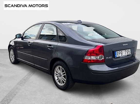Volvo S40 7 of 19