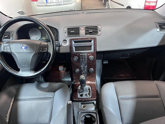 Volvo S40 16 of 19