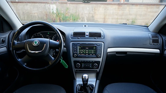 Skoda Octavia 14 of 16