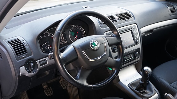 Skoda Octavia 9 of 16