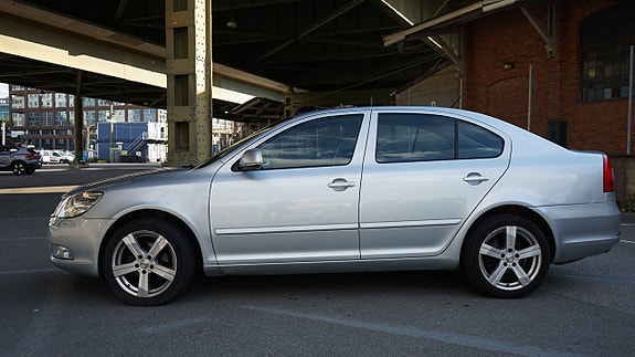 Skoda Octavia 6 of 16