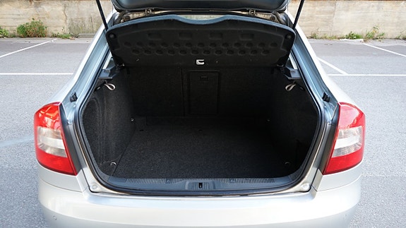 Skoda Octavia 8 of 16