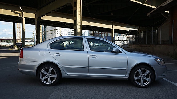 Skoda Octavia 5 of 16