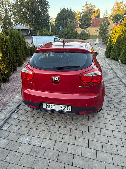 Kia Rio 9 of 9