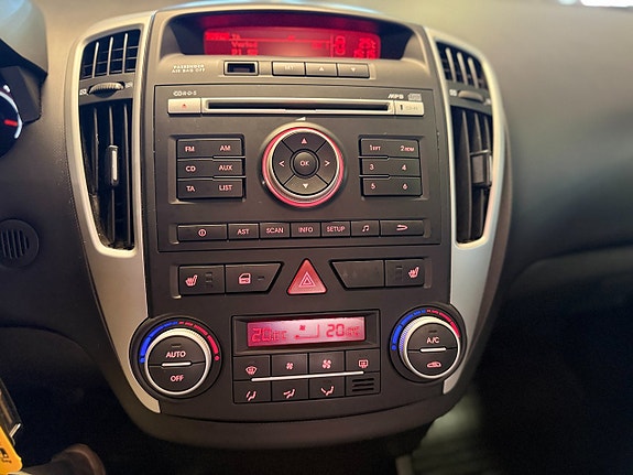 Kia Ceed 11 of 14