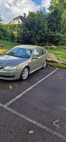 Saab 9-3 2 of 4