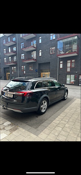 Opel Insignia Country Tourer 4 of 14