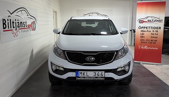 Kia Sportage 2 of 9