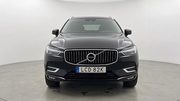 Volvo XC60 2 of 30