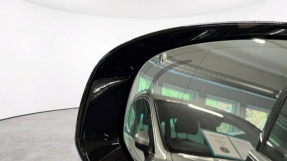 Volvo XC60 17 of 30
