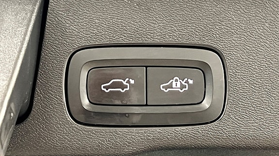 Volvo XC60 21 of 30