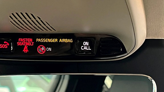 Volvo XC60 18 of 30