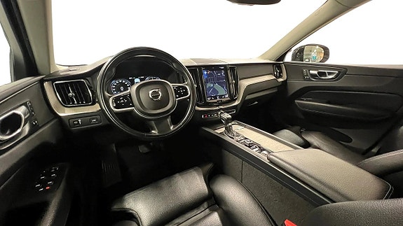 Volvo XC60 9 of 30