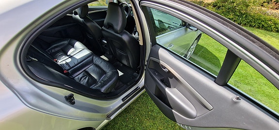 Volvo S80 9 of 17