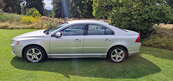 Volvo S80 4 of 17