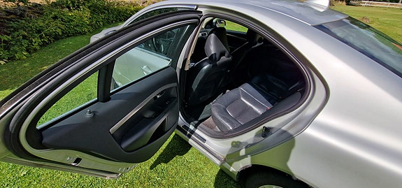 Volvo S80 11 of 17