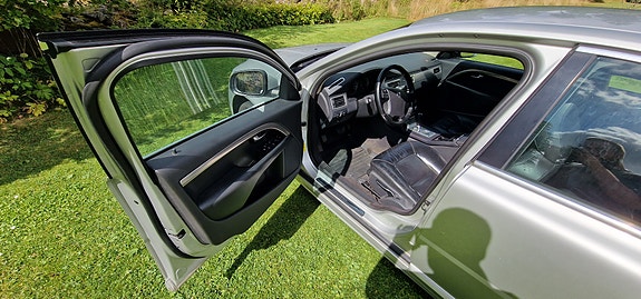Volvo S80 12 of 17