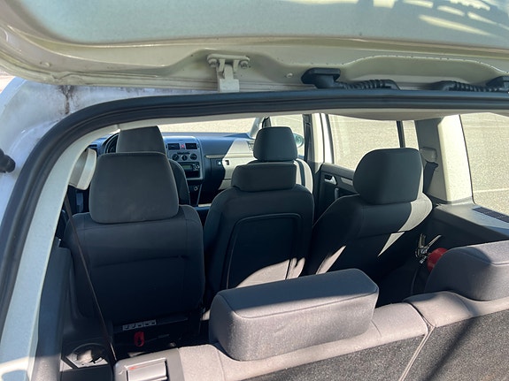 Volkswagen Touran 15 of 20