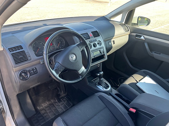 Volkswagen Touran 18 of 20