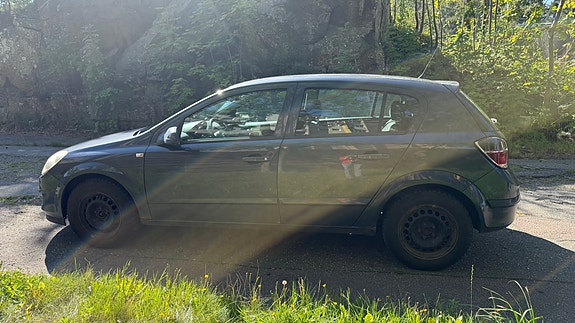 Opel Astra 8 of 10