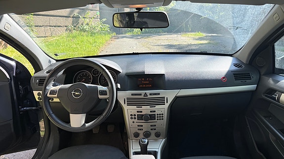 Opel Astra 6 of 10