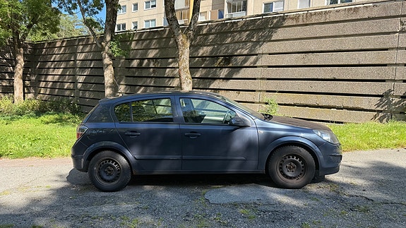 Opel Astra 10 of 10
